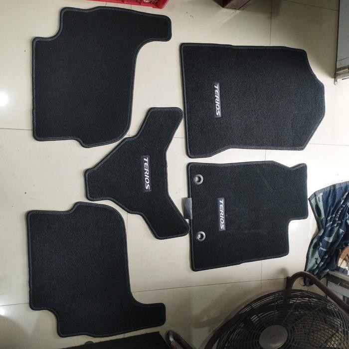 Karpet Mobil Daihatsu Terios 2018 Original Daihatsu Genuine Accessories 2Nd