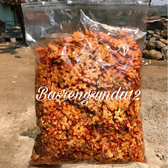 

[Beli Lokal]Seblak kerupuk Bintang pedas Daun Jeruk 1kg cemilan instan makanan Food Snacks Goreng