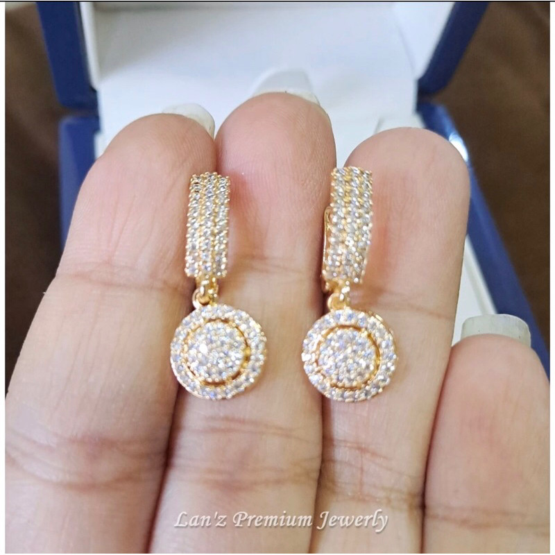 Anting Perak Loly Bulat Kristal Mewah Premium Titanium (Silver)