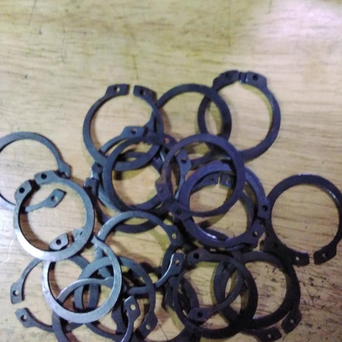 Snap Ring / Circlip S12