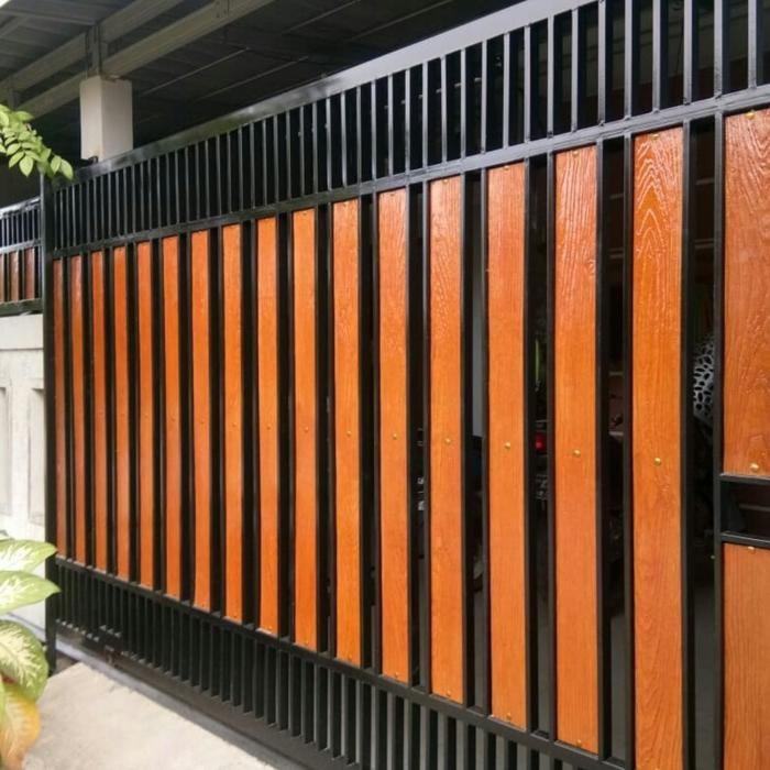 Pagar Rumah Minimalis / Pintu Gerbang / Pagar besi