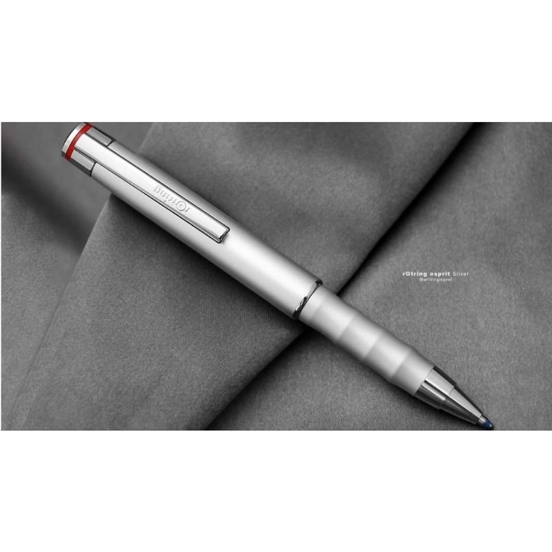 

Rotring Esprit Telescopic Silver Mechanical Pencil 0.5 / Pensil Mekanik Rotring 774