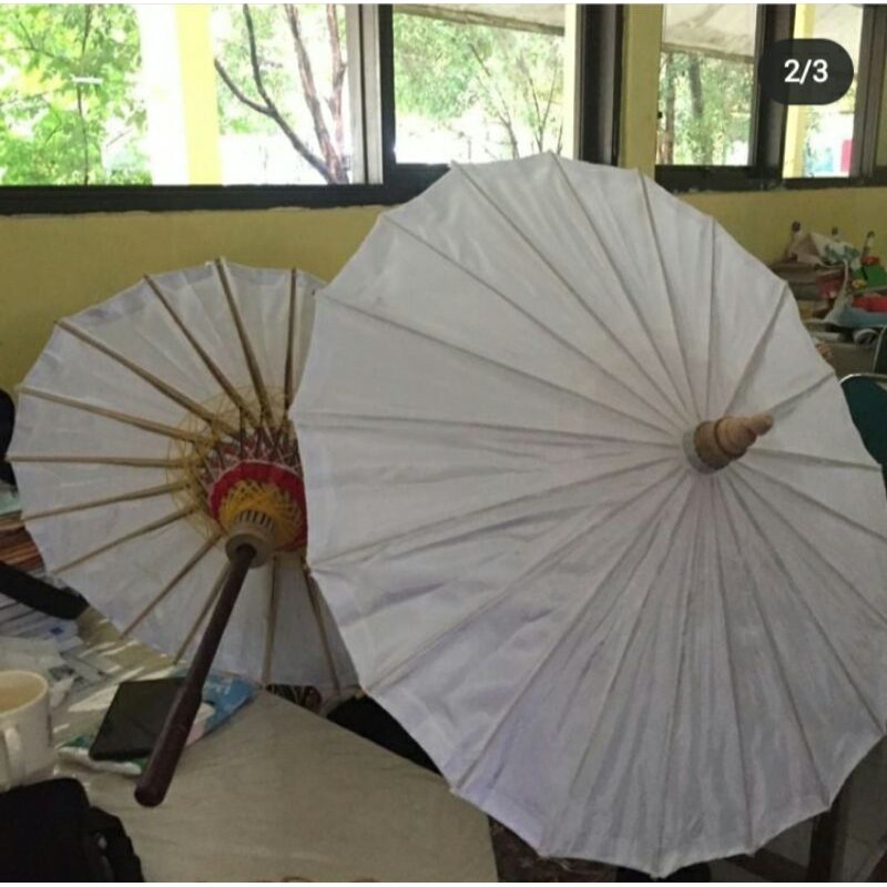 

PAYUNG HIAS / PAINTING KIT / Payung Lukis Diameter 70cm, cat akrilik dreamlineart, kuas nomer 1,