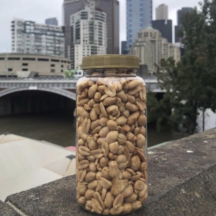 

Peyek Nyai Kacang Goreng Bawang Putih Best Quality Asli 100% Original