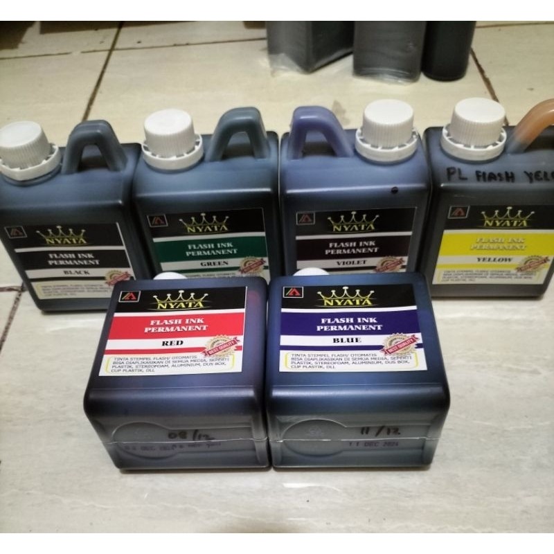 

TINTA PERMANENT FLASH MEDIA PLASTIK dan DLL . isi 500 ml WE!!
