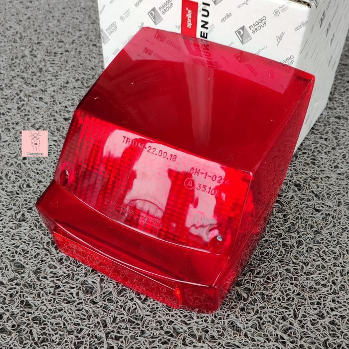 Stoplamp TRIOM Piaggio Utk PX
