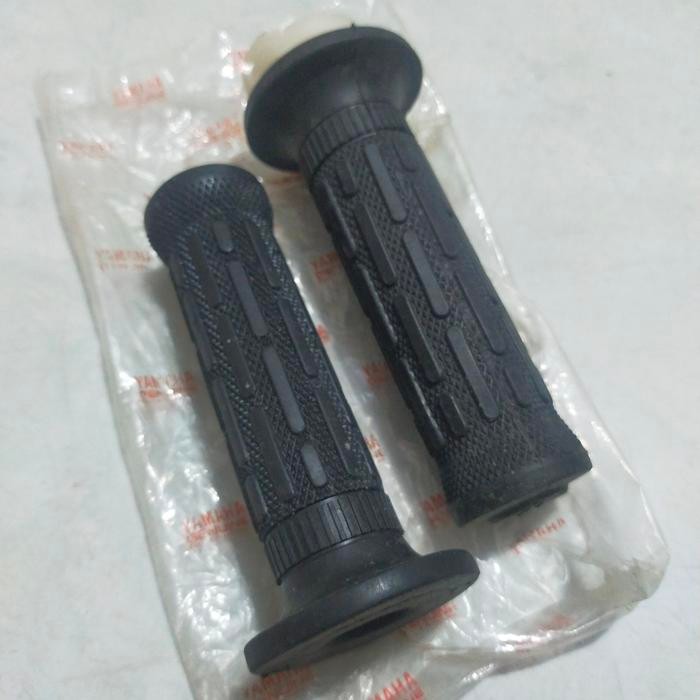 HANDGRIP HANSPAT KARET SETIR KANAN KIRI YAMAHA ALFA ORIGINAL YGP