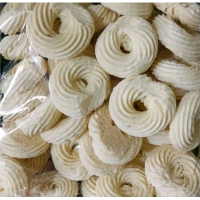 

Olivoliv Snack Kue Sagu Keju 1 Toples 470 Gram / Sagu Keju