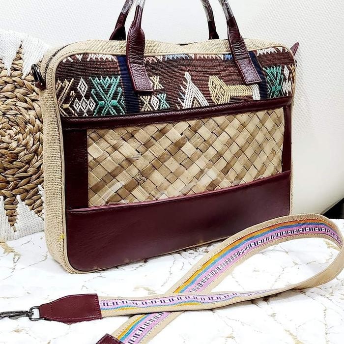 

TAS MAP DOKUMEN BERKAS TENUN NTT KULIT ASLI