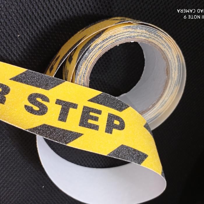 Terlaris Anti Slip - Safety Walk Tape - Anti Licin Lantai, Tangga Dan Garasi