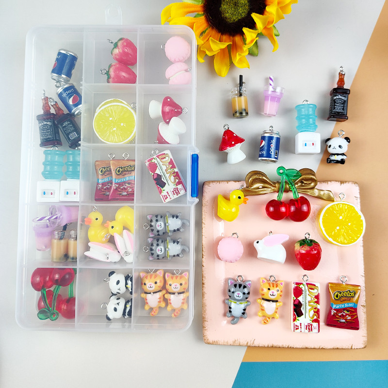 Campuran 34 Buah/Kotak Dispenser Air Kawaii Liontin Jimat Kucing Kentang Goreng untuk Membuat Perhia