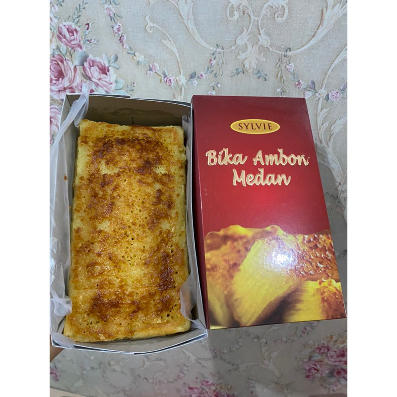 

Bika Ambon Medan Sylvie Legit Enak Harum