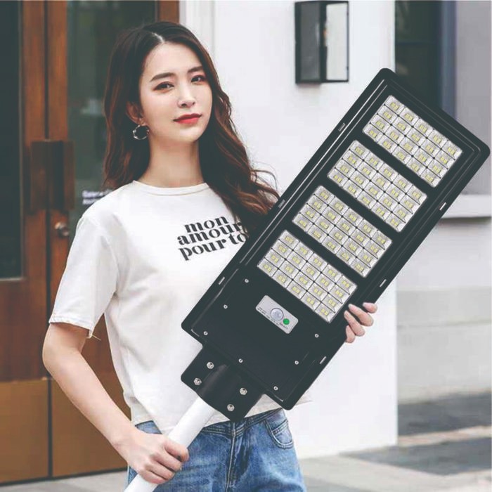 PREMIUM Lampu Jalan Tenaga Surya / lampu jalan solar cell - 100 Watt