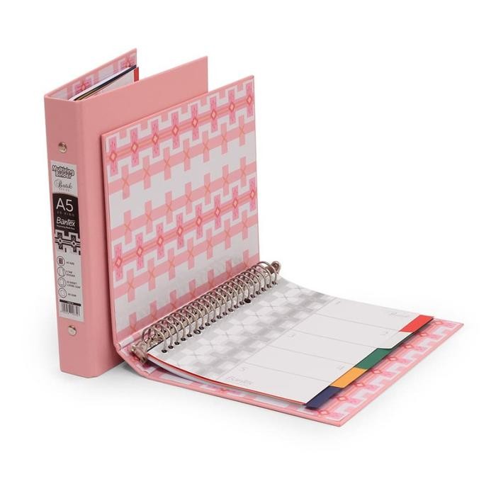 

BANTEX BINDER KULIAH SEKOLAH KERJA SIZE A5 20 LUBANG - MOTIF BATIK KODE 1058