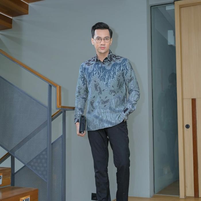 kemeja batik pria dobby premium reguler fit mega mendung biru