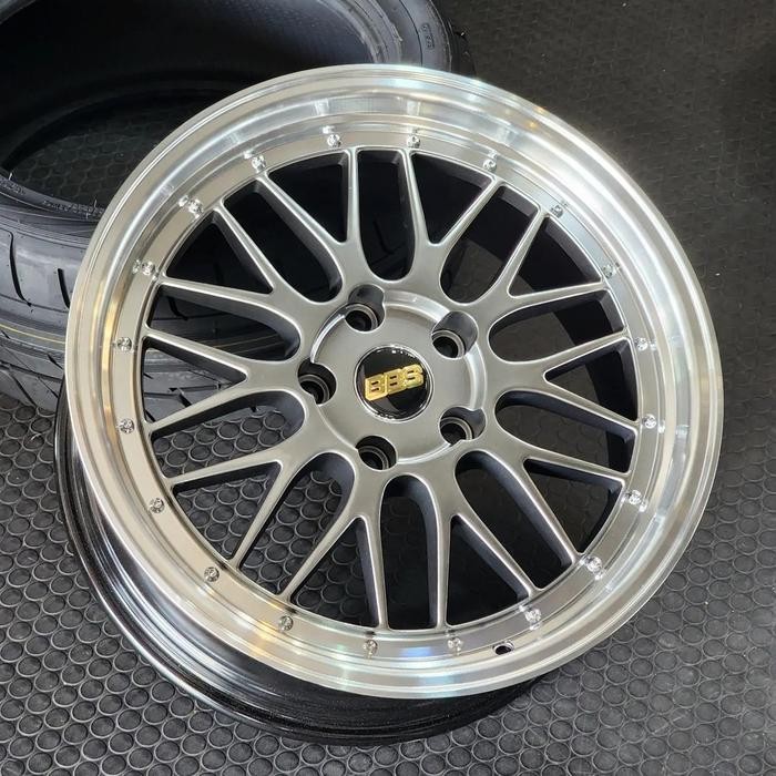 velg mobil bmw r18 BBS LM PCD 5X120 velg racing mobil bmw ring 18 c