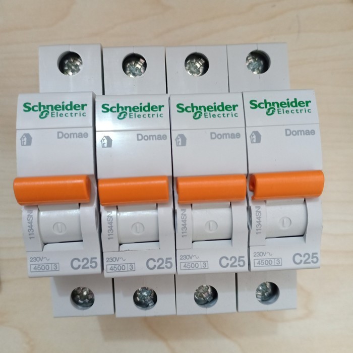 (Expert) MCB DOMAE Saklar listrik 10A 16A 20A 25A 32A 16 25 32 amper