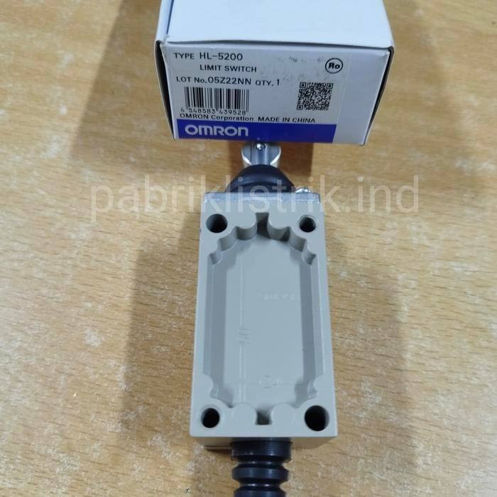 LIMIT SWITCH OMRON HL 5200 HL5200 ORIGINAL OMRON
