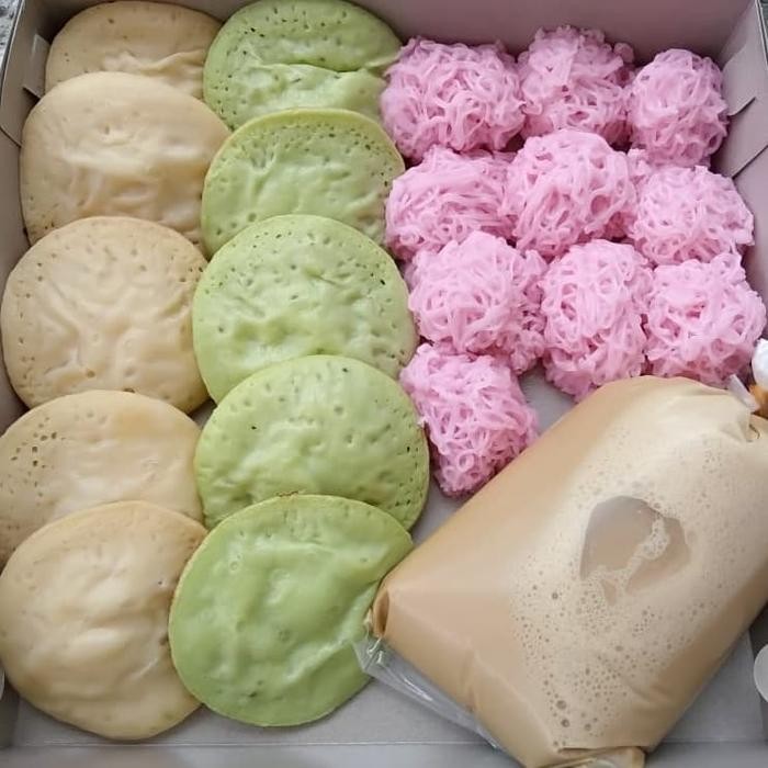 

Serabi Dan Putu Mayang Isi 50 Buah Gratis Ongkir