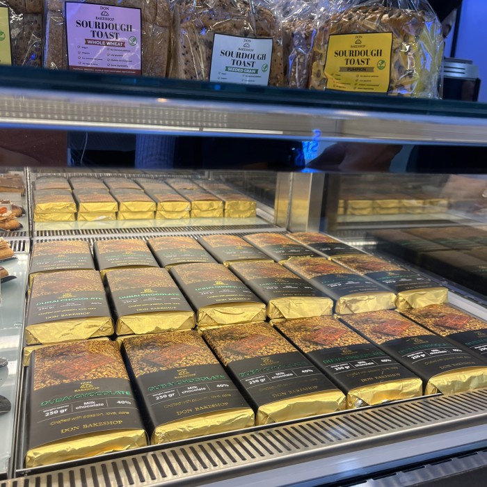 

DUBAI CHOCOLATE DON BAKESHOP JASTIP KODE 927