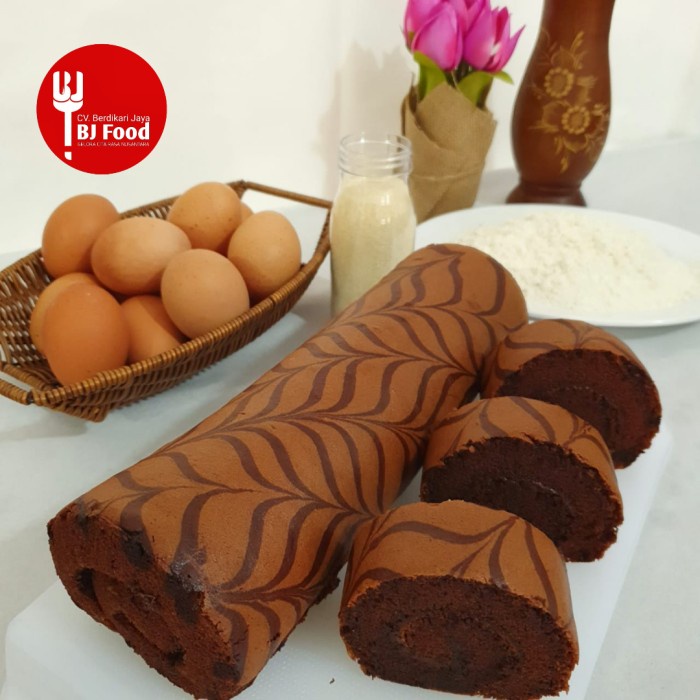 

BOLU GULUNG / CHOCOLATE ROLL CAKE/ BOLU GULUNG COKLAT/BJ FOOD & CAKE KODE 92