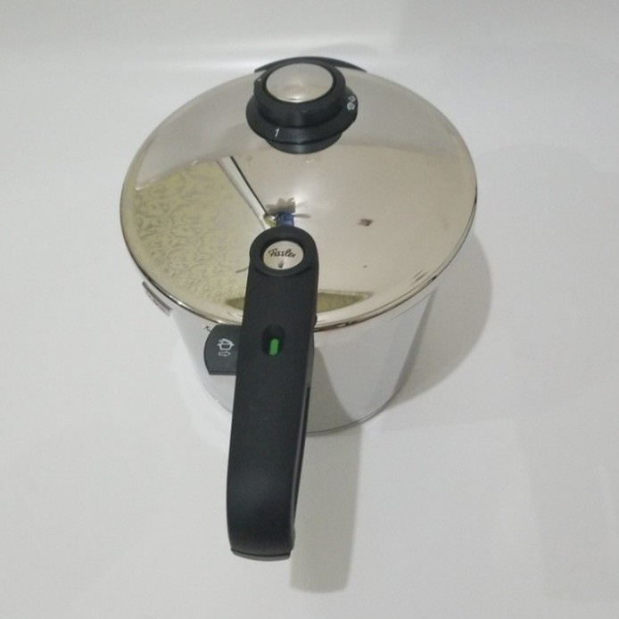 PANCI PRESTO FISSLER VITAVIT PREUM 8 LITER + STEAMER/ KUKUSAN