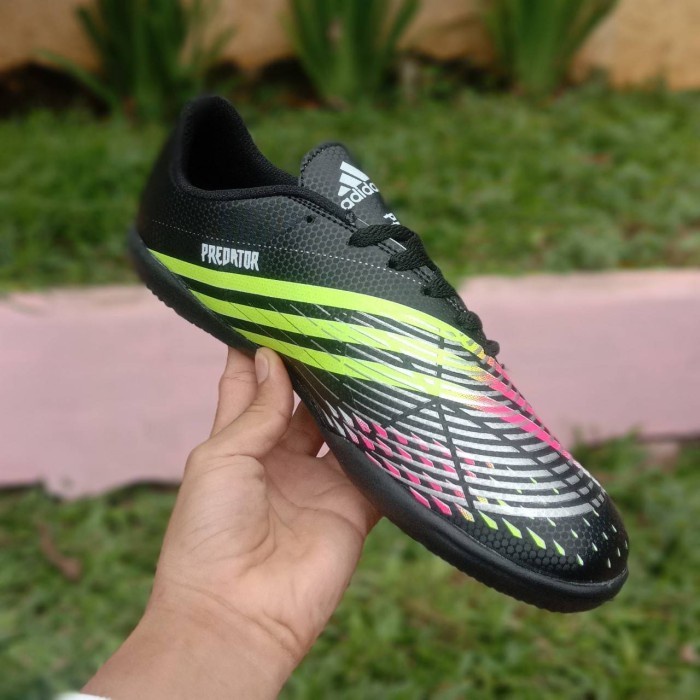 Promo Gila-Gilaan Murah Sepatu Futsal Adidas Predator 18.3 Non Cod