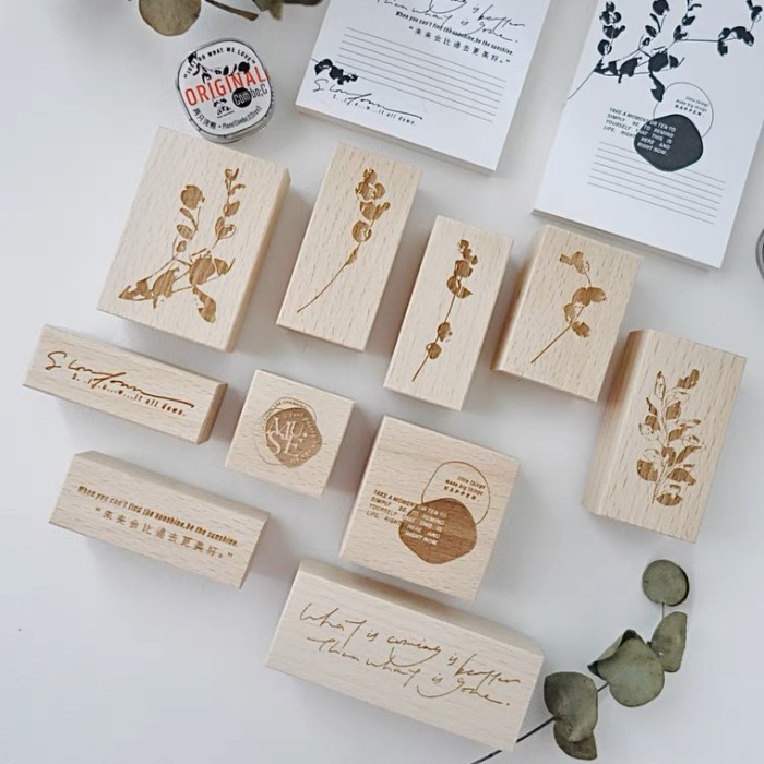 

Sissi Sound of Leaves Rubber Stamp
