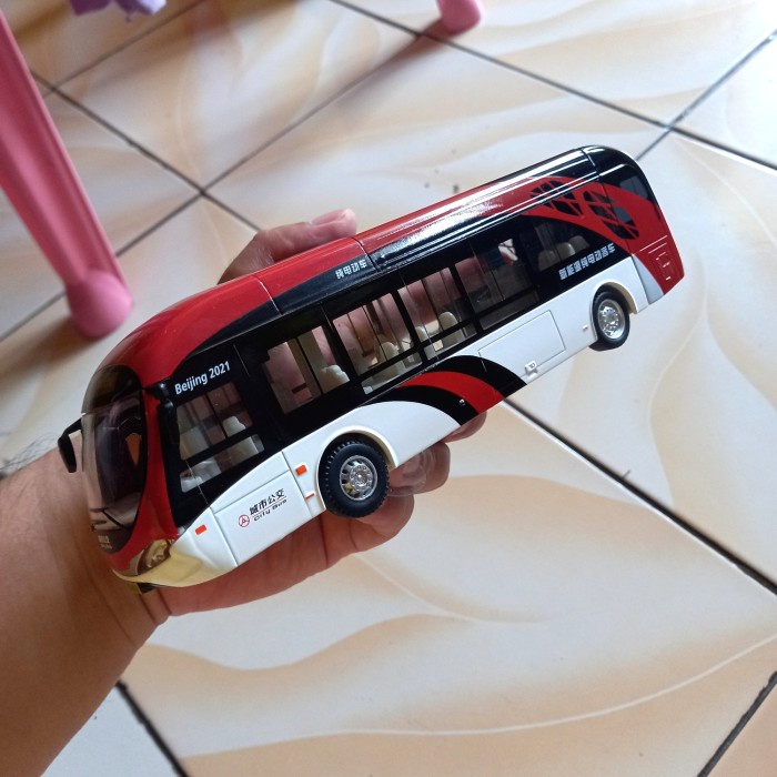 diecast bus indonesia merah bahan besi full metal