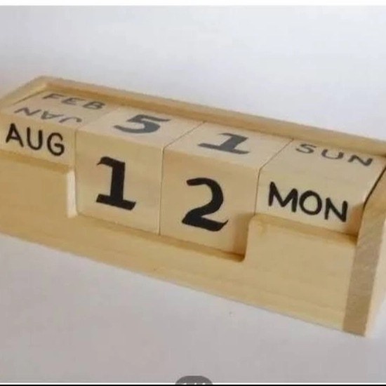 

kalender abadi dari kayu. 1 set tanggal. hari dan bulan Kode 368