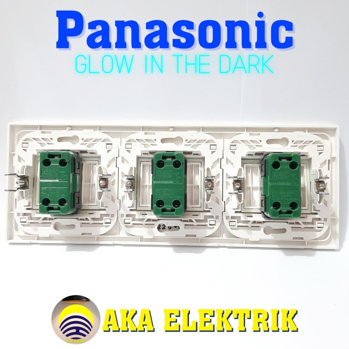 Saklar Panasonic Triple Lebar Style E Putih- Glow