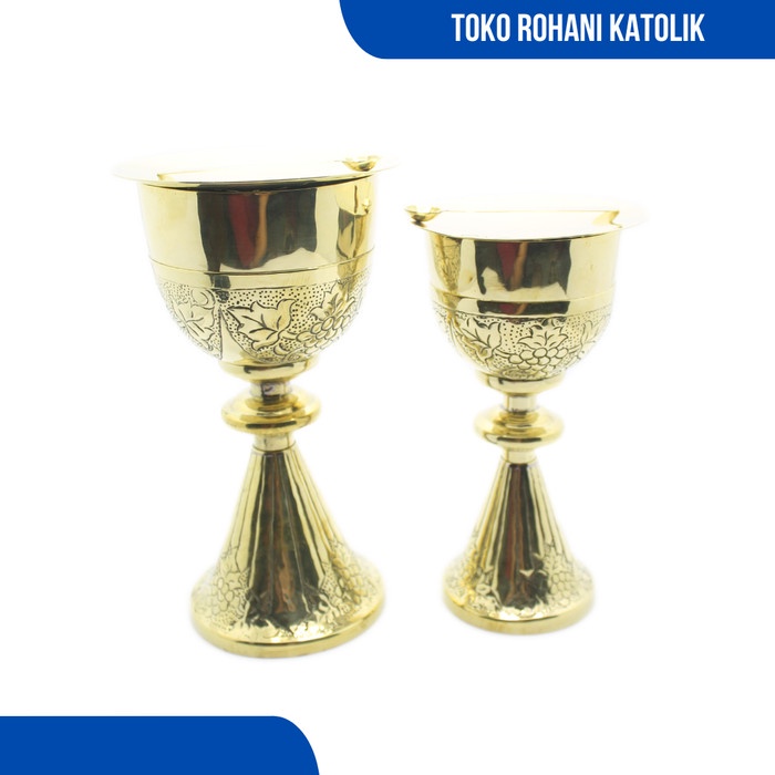 Piala Ukir (Kuningan) / Piala Perjamuan Katolik / Peralatan Sa
