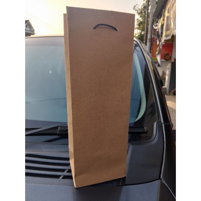 

Paper Bag Coklat Polos Ukuran 10x10x30 (paket 12pcs) |Tas Kertas |Tas Kado |Tas Souvenir |Paper bag Hampers