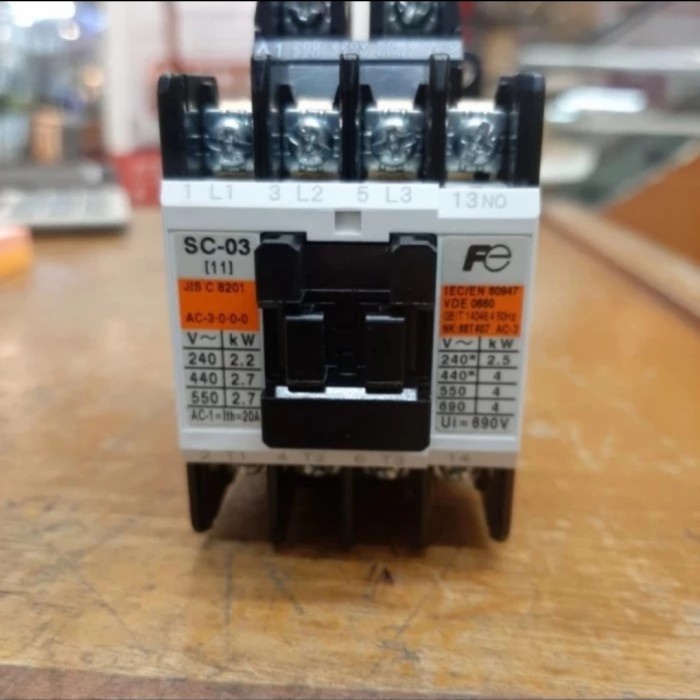 kontaktor/contactor fuji SC-03