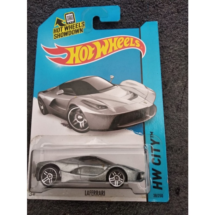 TERLARIS HotWheels Laferrari Silver