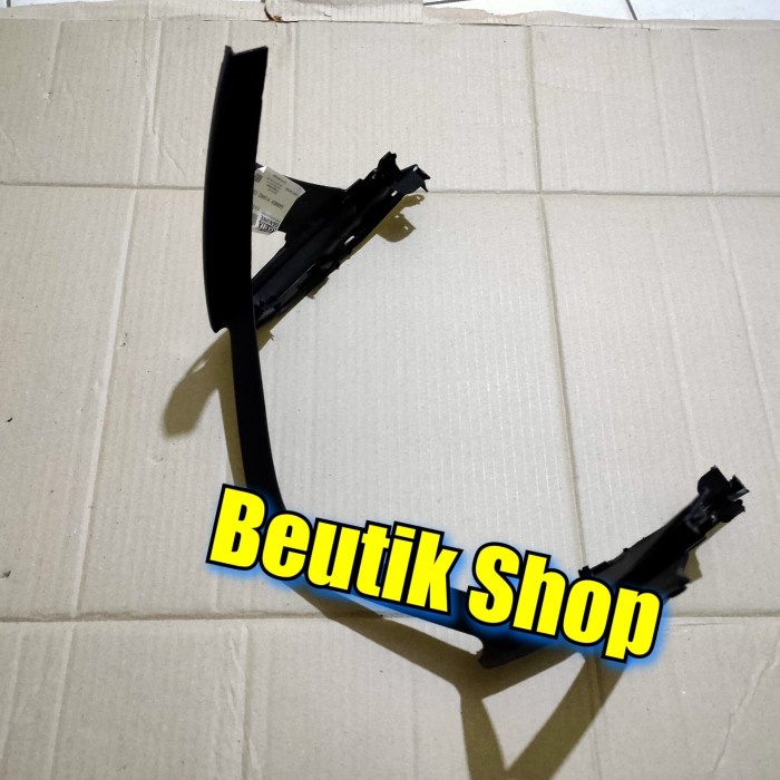 GARNIS GARNISH LAMPU DEPAN VARIO 110 FI LED INJEKSI