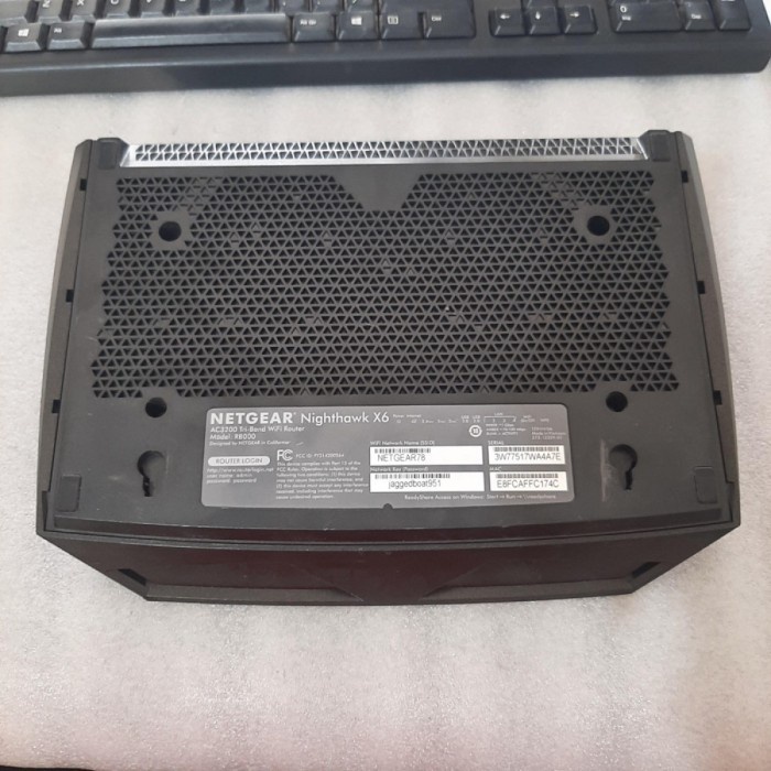 NETGEAR R8000 AC3200 Nighthawk X6 Tri-Band WiFi Router