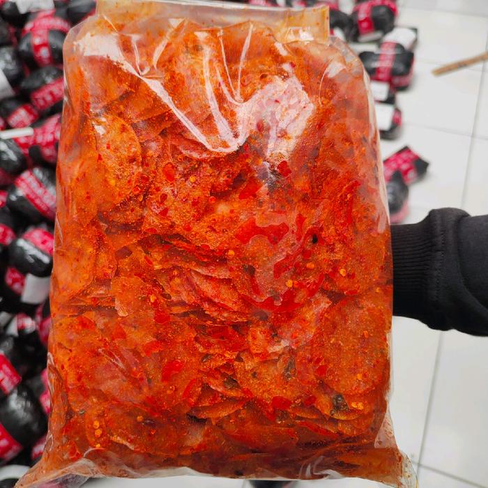 

NeW kripca pedas daun jeruk 1kg Snacks