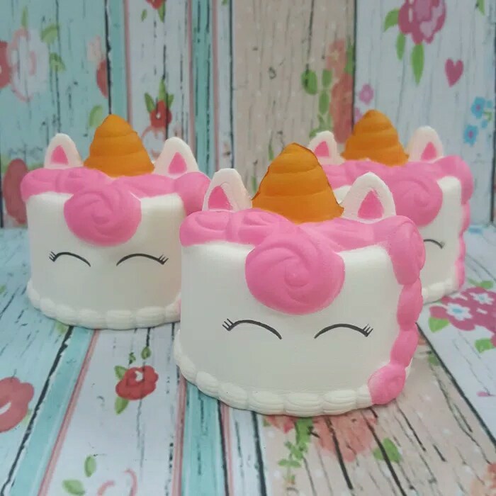 Terbaru Squisy Squishy Kue Tart Squisi Cake Ultah Emoticon Lucu Mainan