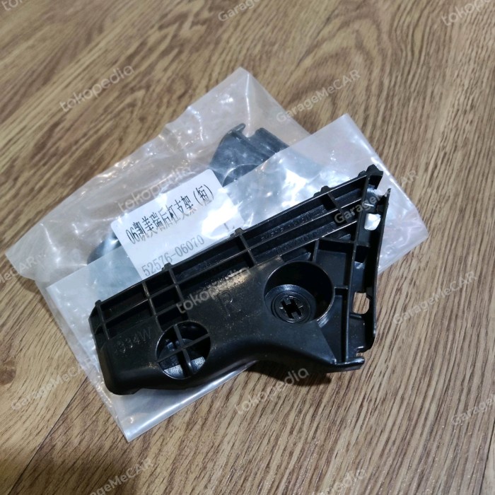 BRACKET BREKET BEMPER / BUMPER CAMRY 2006 - 2011