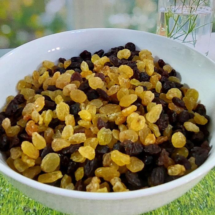 

terbaru !!! mix kismis 1 kg kismis golden & kismis hitam ready