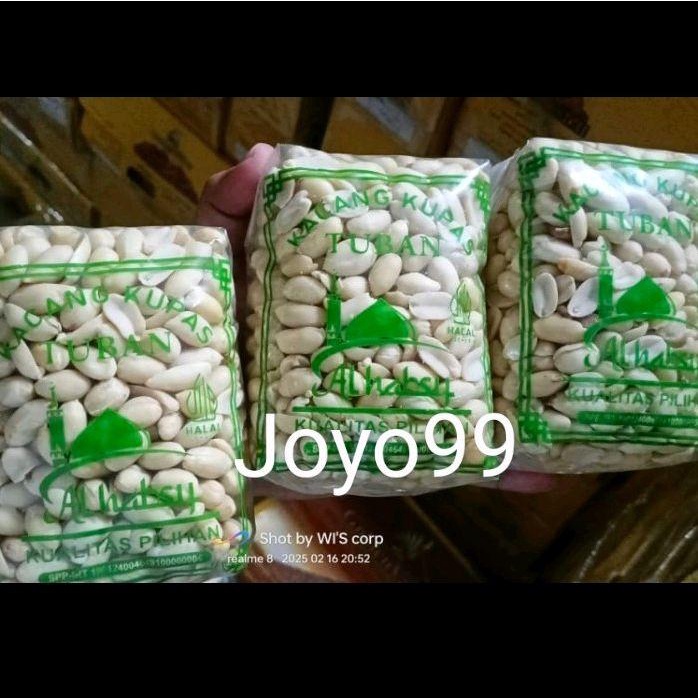 

3 bungkus kacang kupas x 250 gram kemasan dan biji kacang random