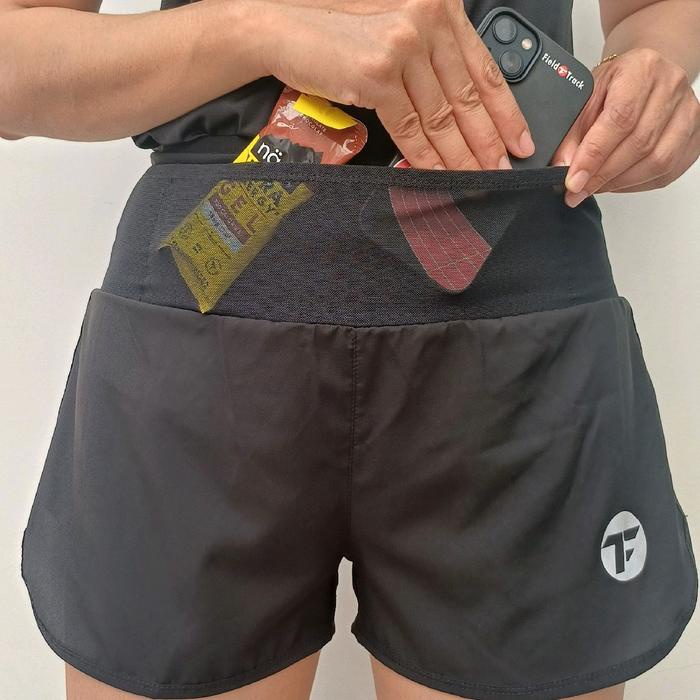 TERLARIS FieldTrack Women running short include belt Celana lari wanita dengan belt sekaligus