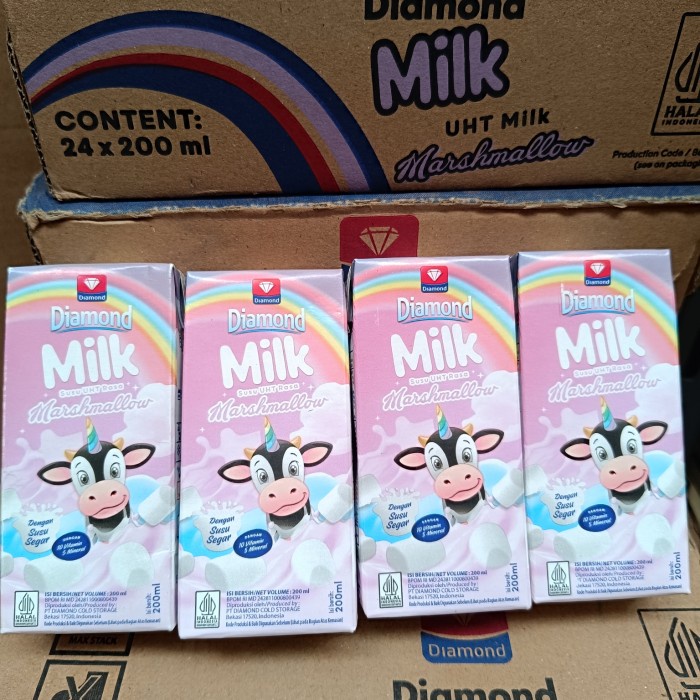 

DIAMOND MILK MARSHMALLOW 200ml isi 24