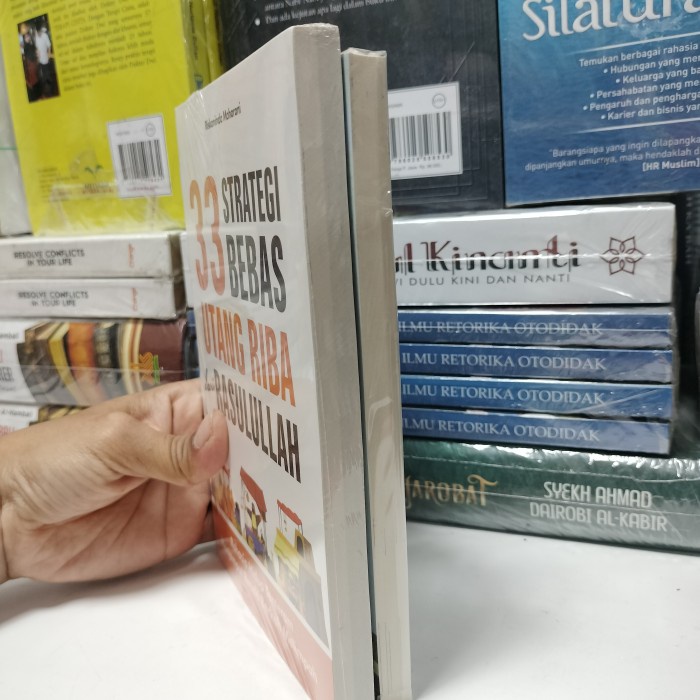 

SALE !!! PAKET 2 BUKU KAYA RAYA BERKAH BANGUN PAGI, DAN 33 STRATEGI BEBAS UTANG READYY