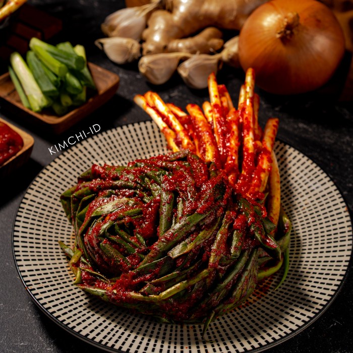 

Tersedia Kimchi Daun Bawang Fresh Home made 1 Kg