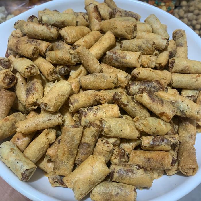 

SALE !!! CEMILAN SUMPIA ISI ABON UDANG RASA GURIH DAN RENYAH KEMASAN 500 GRAM DAN KEMASAN 220 GRAM