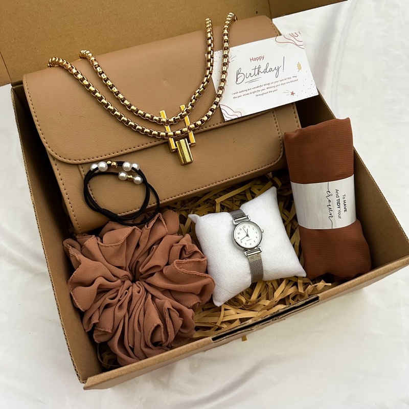 

TERBARU [B7670]HAMPERS GIFT BOX TAS CEWEK KADO ULANG TAHUN/KADO PACAR/KADO WEDDING/KADO AYANG/KADO