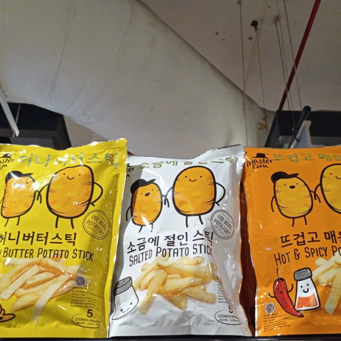 

SALE !!! MASTER KIM HOT&SPICY POTATO STICK 80GR READYY