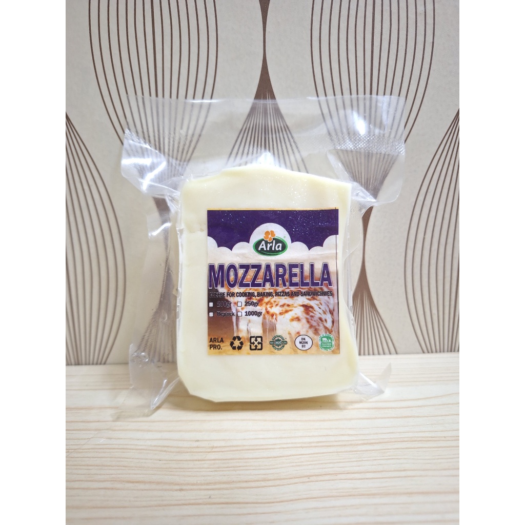 

Arla Mozarella 1kg Import Denmark (Halal)